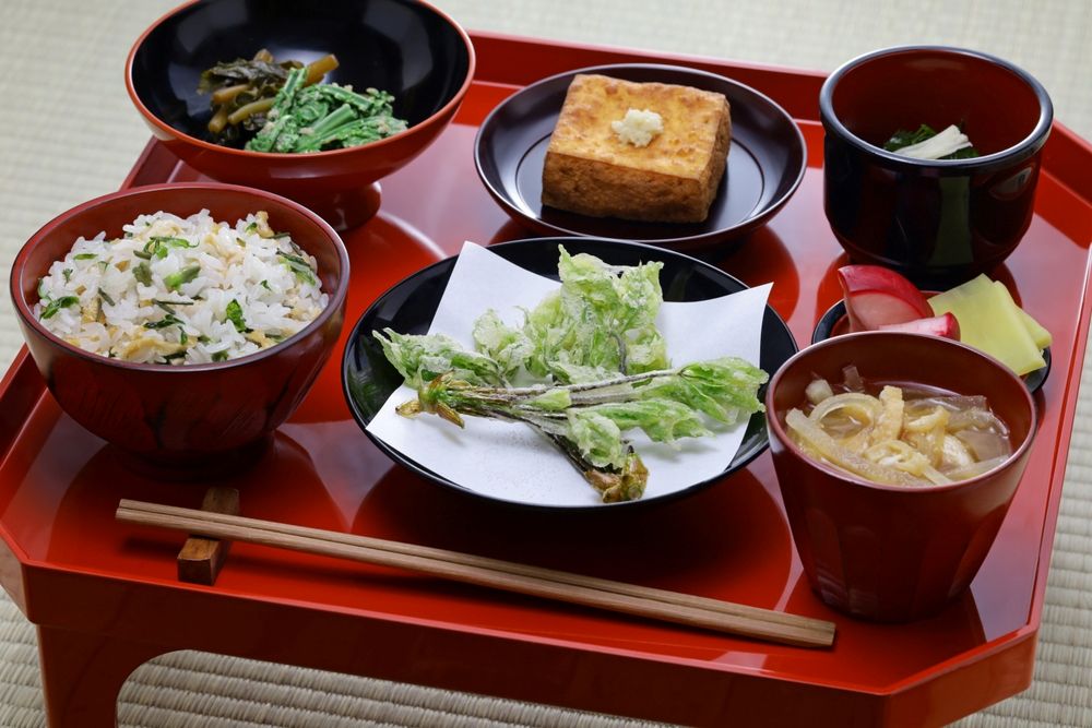 ヴィーガンの和風なお料理は精進料理にも似ている